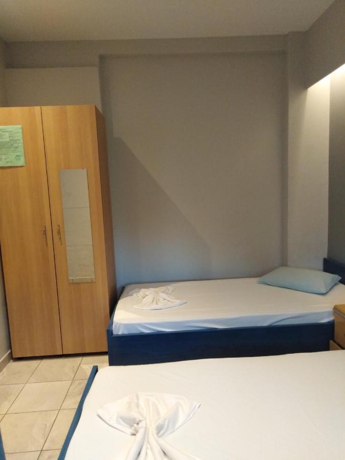 Miltos Rooms Лептокария Экстерьер фото